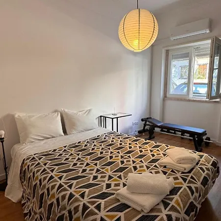 Aconchegante T1 Na Caparica Apartamento *